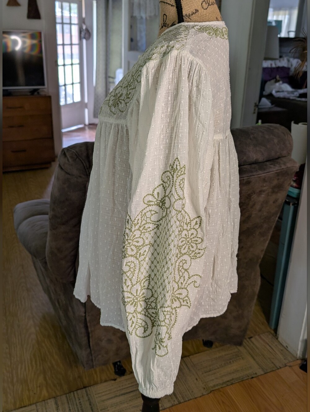 Embroidered White Peasant Blouse with Green Accents - Picture 2 of 10
